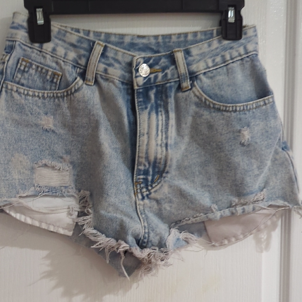 SHEIN Light Wash Distressed Denim Shorts
